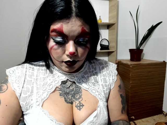karlagreen live cam preview