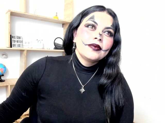 karlagreen live cam on BongaCams