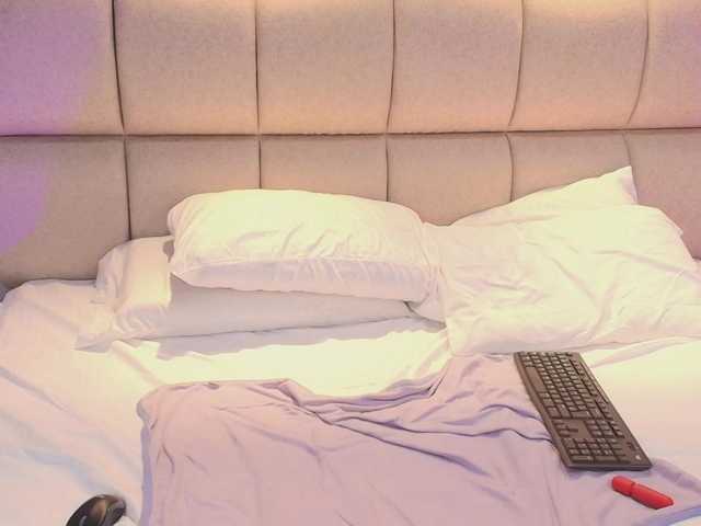 CristalRouse live webcam show