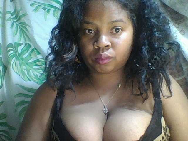 Felanah1 live webcam show
