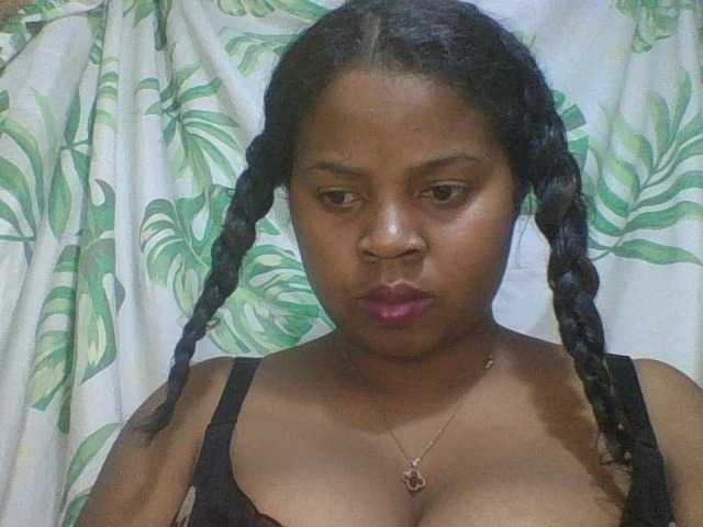 Felanah1 live webcam show