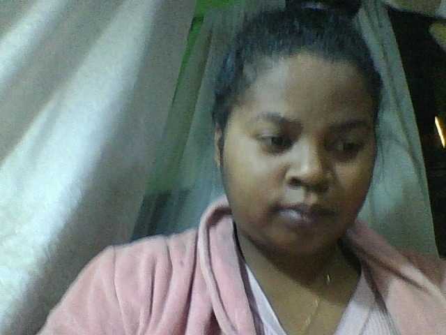 Felanah1 live cam on BongaCams