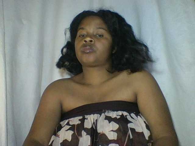 Felanah1 — live female cam