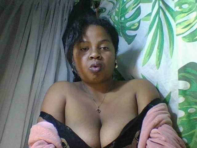 Felanah1 live webcam show
