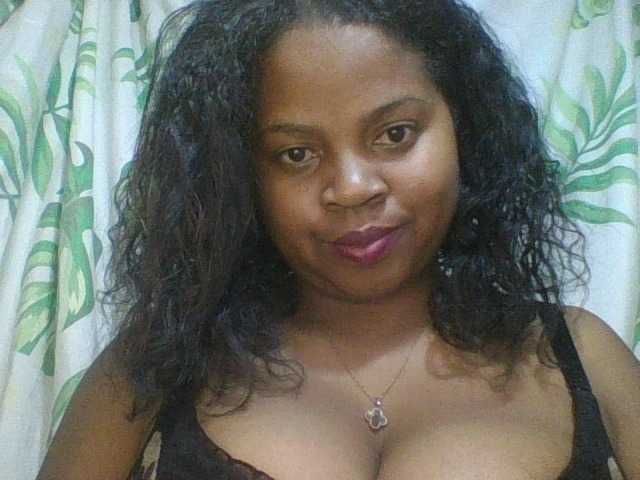 Felanah1 live webcam show