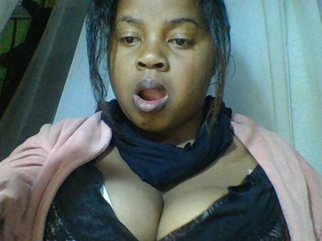 Felanah1 live cam on BongaCams