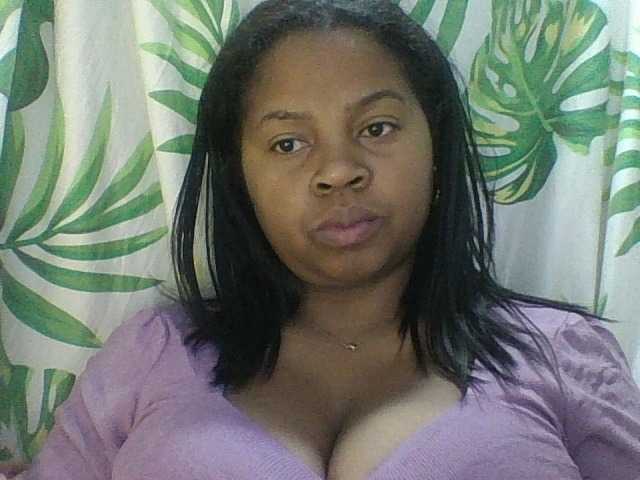 Felanah1 live webcam show