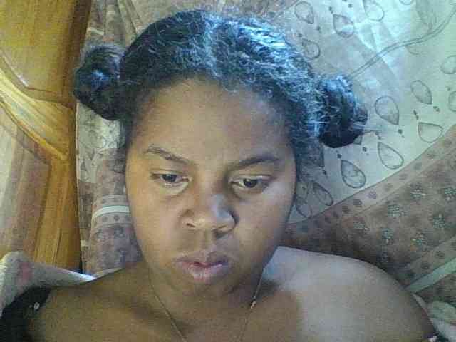 Felanah1 webcam
