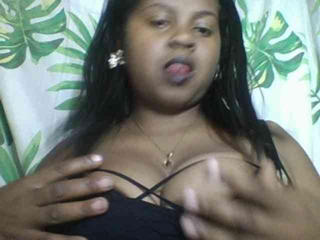 Felanah1 webcam