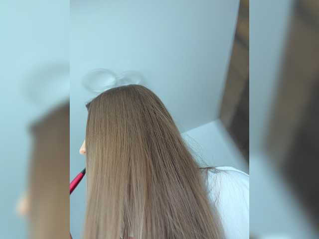 Evangelinea live cam on BongaCams