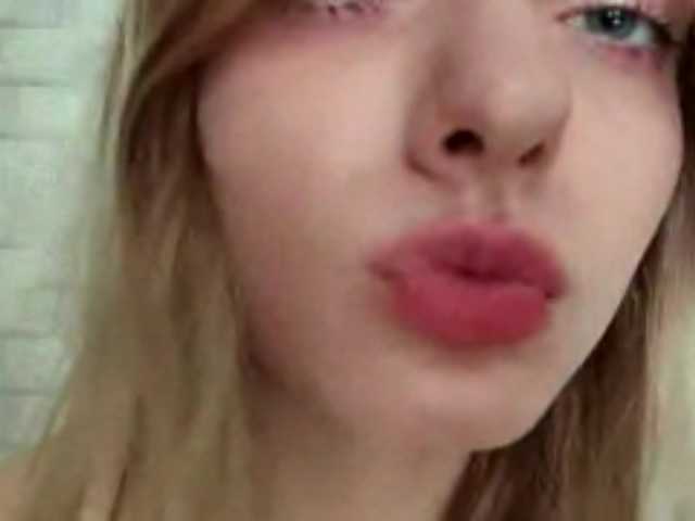 SonyaFoxxx live cam on BongaCams