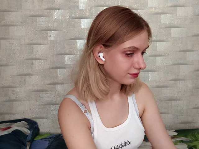 SonyaFoxxx live cam on BongaCams