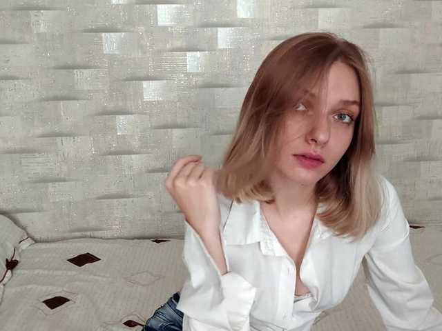 SonyaFoxxx live cam on BongaCams