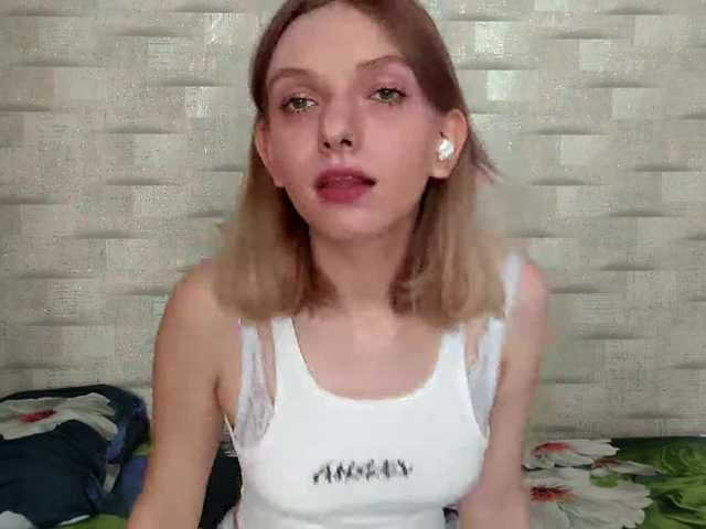 SonyaFoxxx live cam on BongaCams