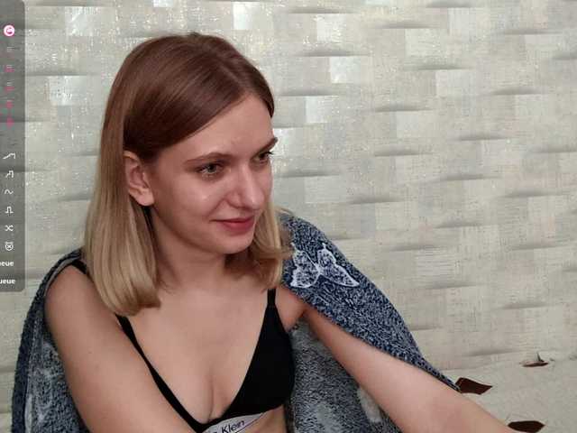Live трансляция SonyaFoxxx - slutnetki.online