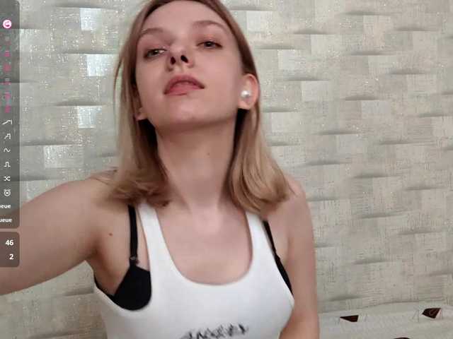 SonyaFoxxx live cam on BongaCams