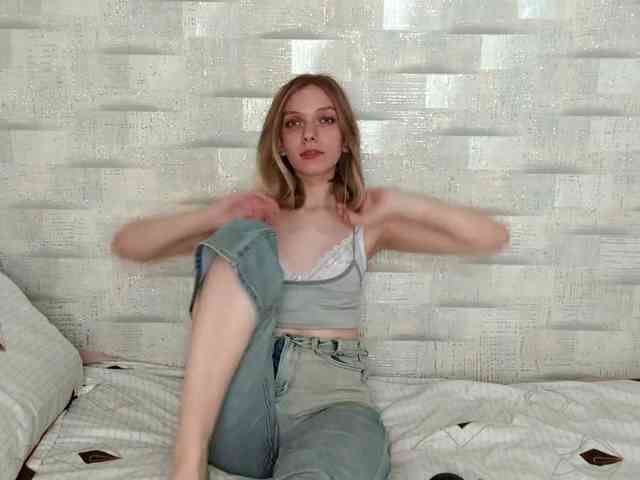 Model: SonyaFoxxx