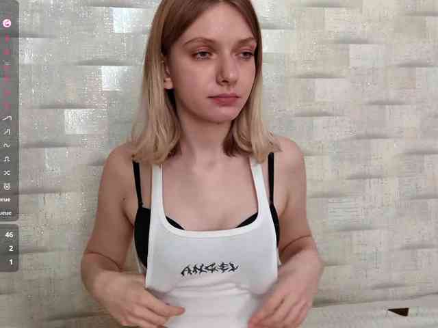 Model: SonyaFoxxx