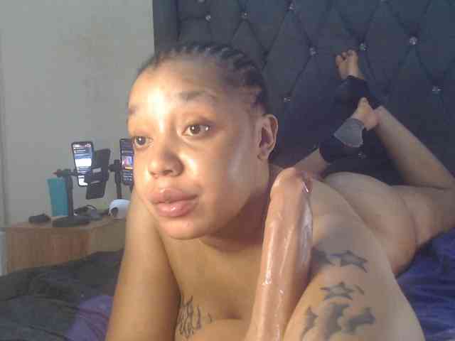 Girldem12345