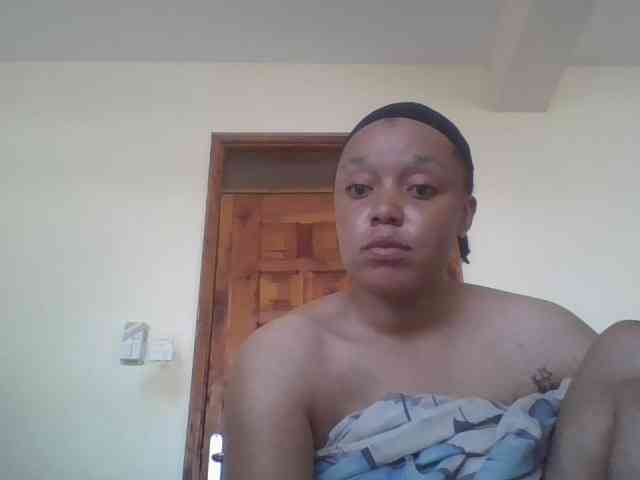 Girldem12345 webcam