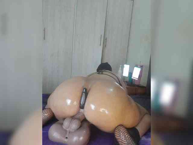 Model: girldem12345