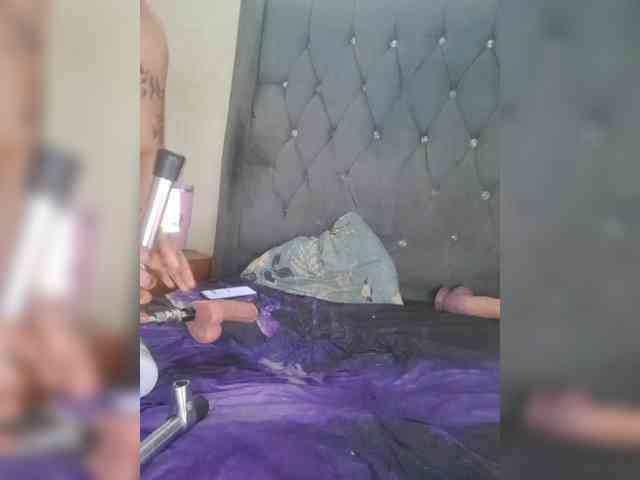 Girldem12345 webcam