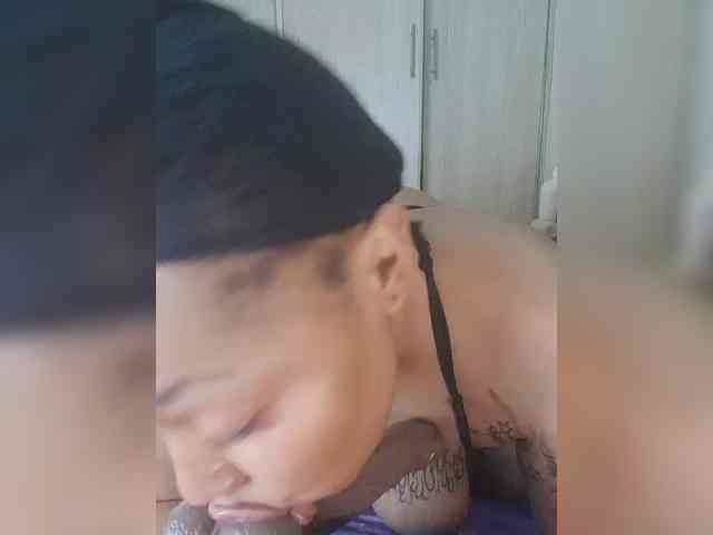 Girldem12345 webcam