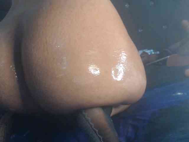 Girldem12345 webcam