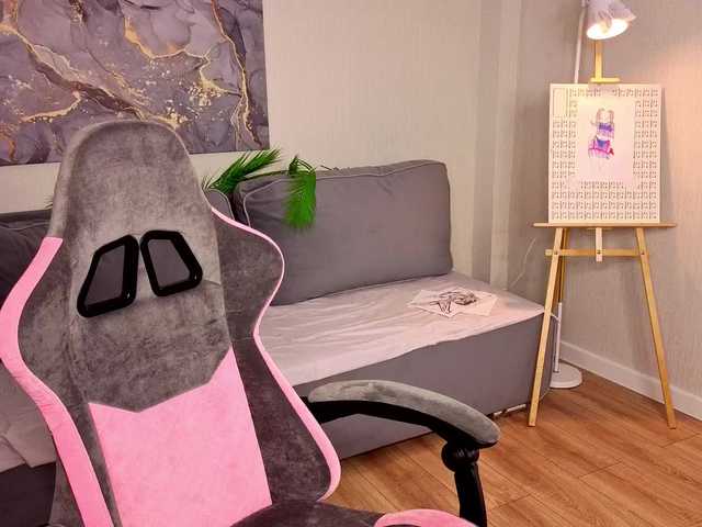 JuliaShyy live webcam show