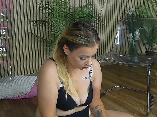 KelseyReese live webcam show