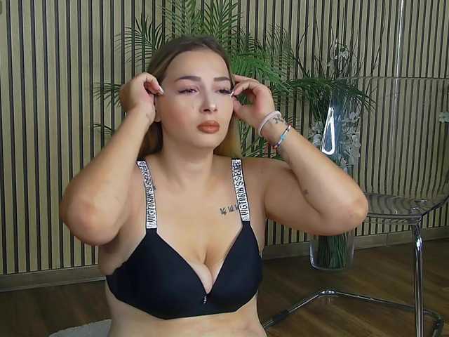 KelseyReese live cam on BongaCams