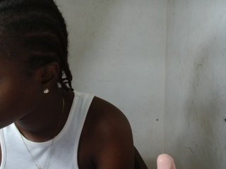 Sluttykittyx's Live Webcam