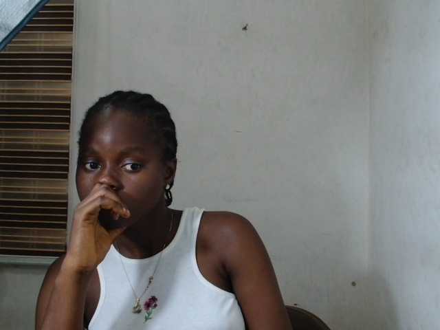 Sluttykittyx live webcam show