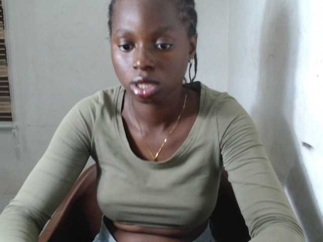 Sluttykittyx live webcam show