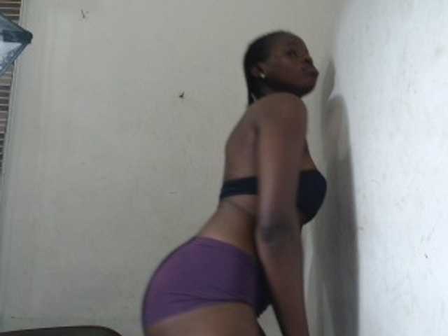 Sluttykittyx live webcam show