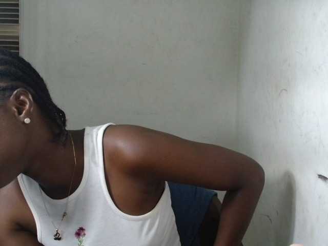 Sluttykittyx live webcam show