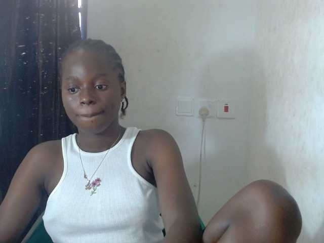 Sluttykittyx live webcam show