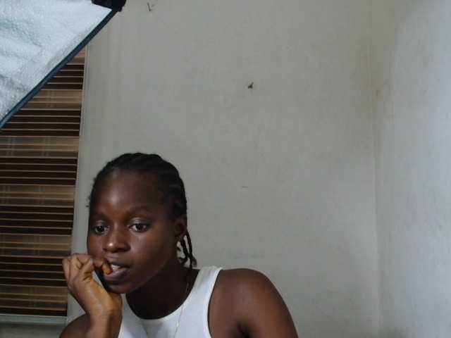 Sluttykittyx live webcam show