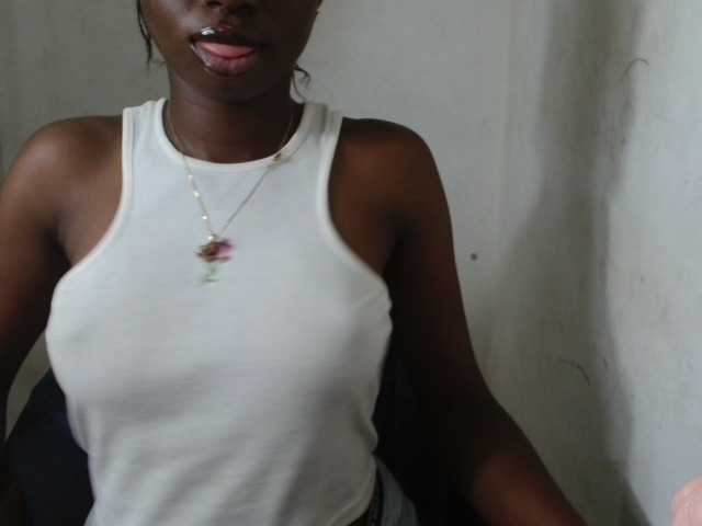 Sluttykittyx live webcam show