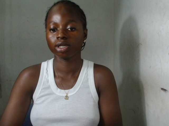 le modèle Sluttykittyx est en webcam porno dans un show sur le site bongacams, il possède les tags suivants: Ebony,Brunette,Trimmed