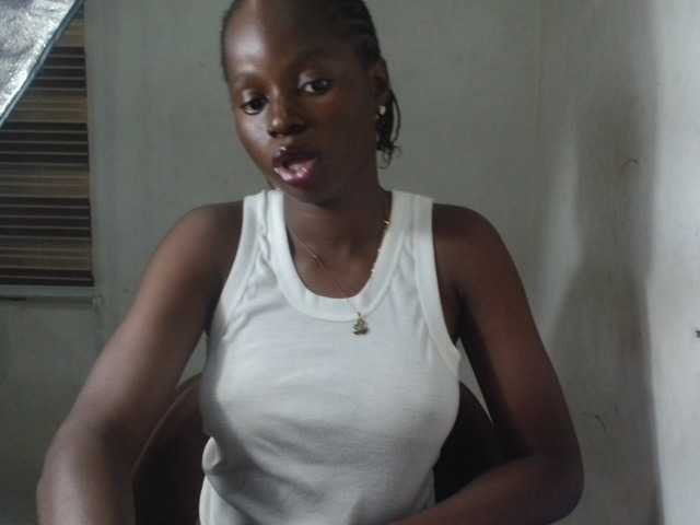 Sluttykittyx live cam