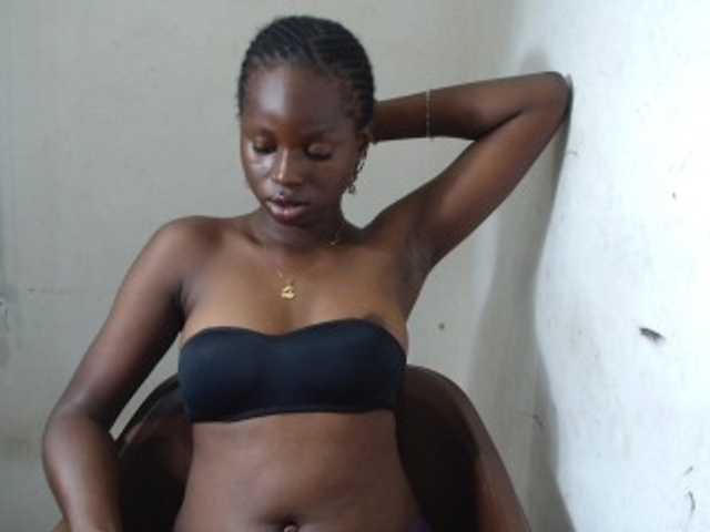 Sluttykittyx live webcam show