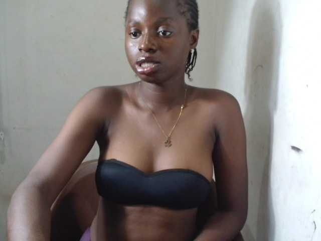 Sluttykittyx live webcam show