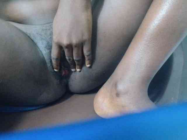Sluttykittyx webcam