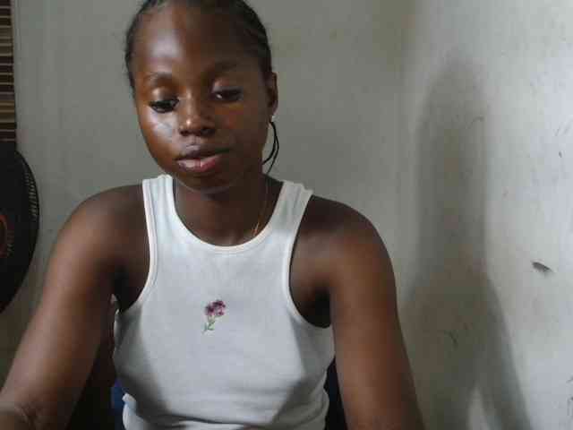 Sluttykittyx webcam