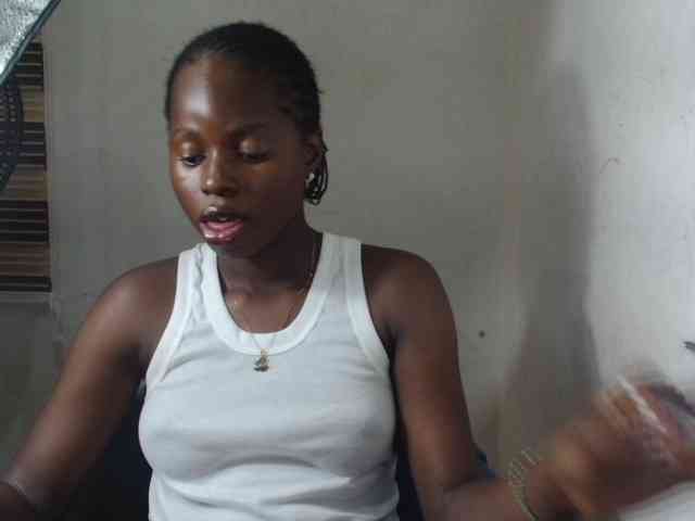 Sluttykittyx webcam