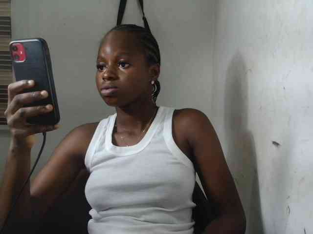 Sluttykittyx webcam