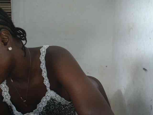 Sluttykittyx webcam