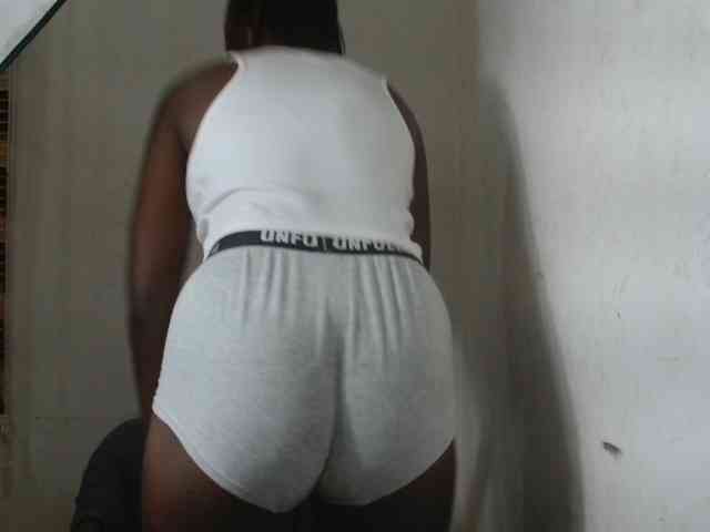 sluttykittyx's live room