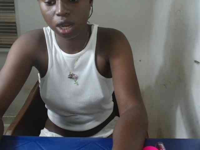 Sluttykittyx webcam